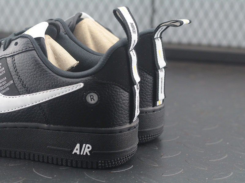 Tênis Nike Air Force 1 07 LV8 Utility Pack