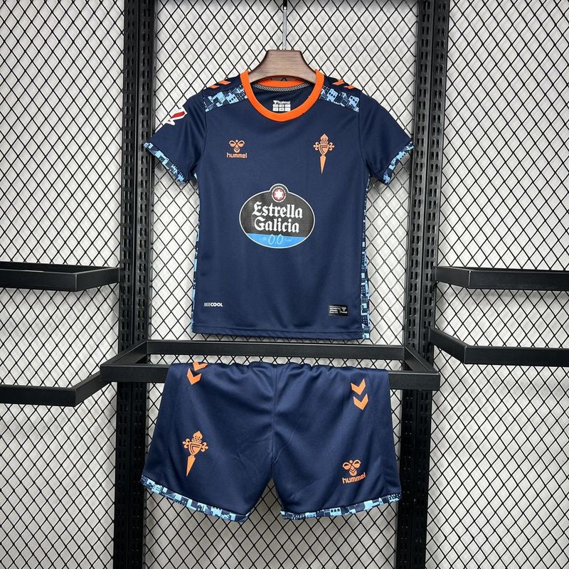 Kit Infantil Celta Vigo Away 24/25 - Hummel Torcedor