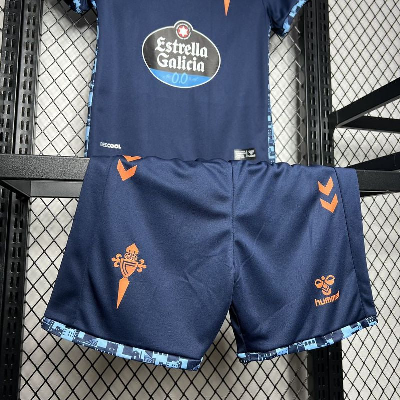 Kit Infantil Celta Vigo Away 24/25 - Hummel Torcedor