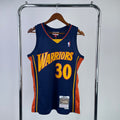 Camisa NBA Golden State Warriors 09/10 #30 CURRY - retro Mitchell & Ness bordada - Branca/Laranja/Azul