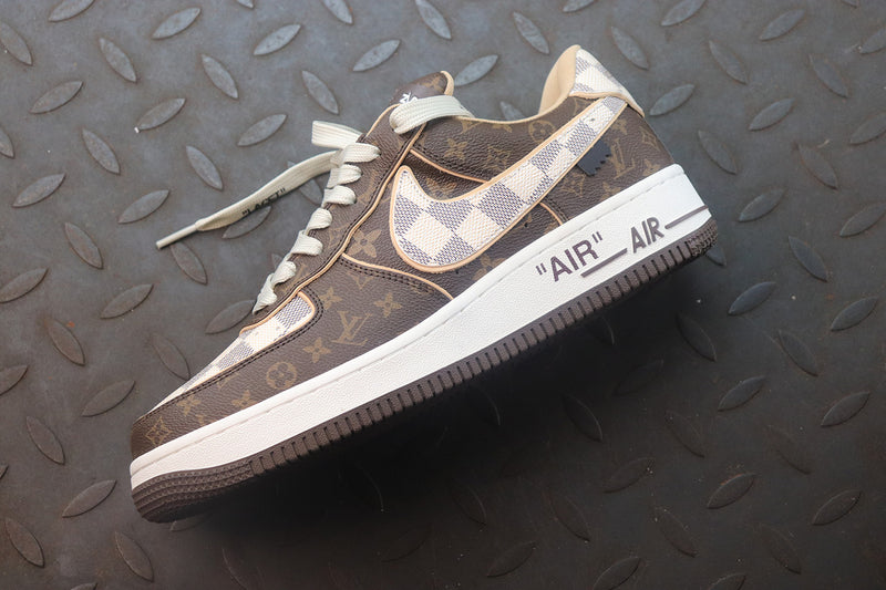 Tênis Nike Air Force 1 X LOUIS VUITTON