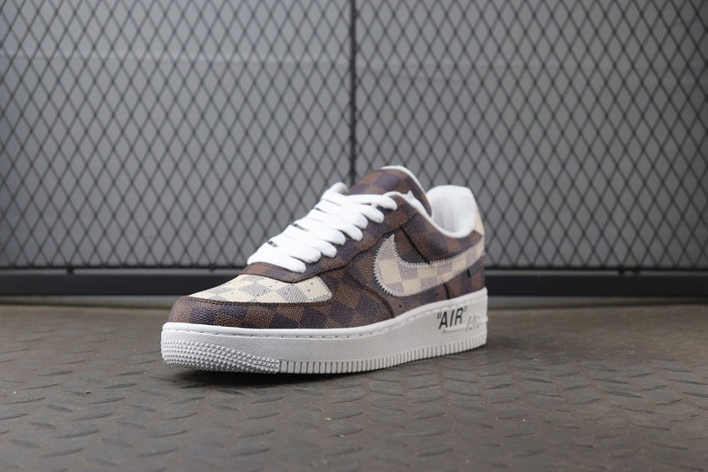 Tênis Nike Air Force 1 X LOUIS VUITTON