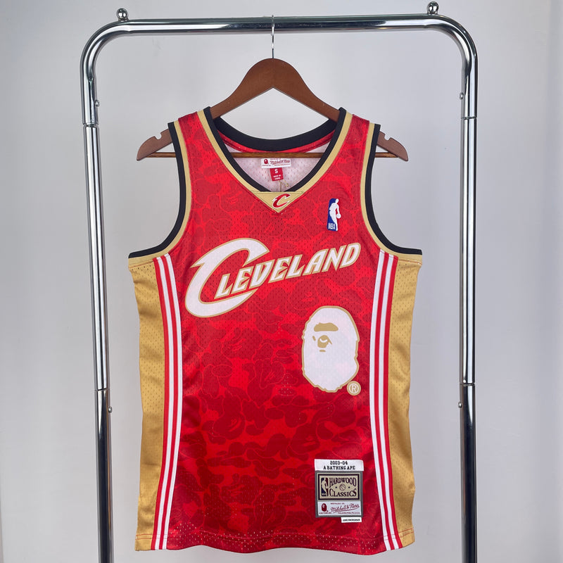 Camisa NBA Cleveland Cavaliers 03/04 Mitchell & Ness x BAPE retrô