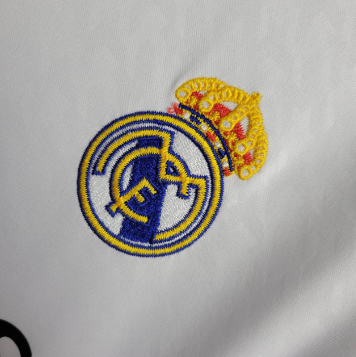 Kit Infantil Real Madrid Titular 24/25