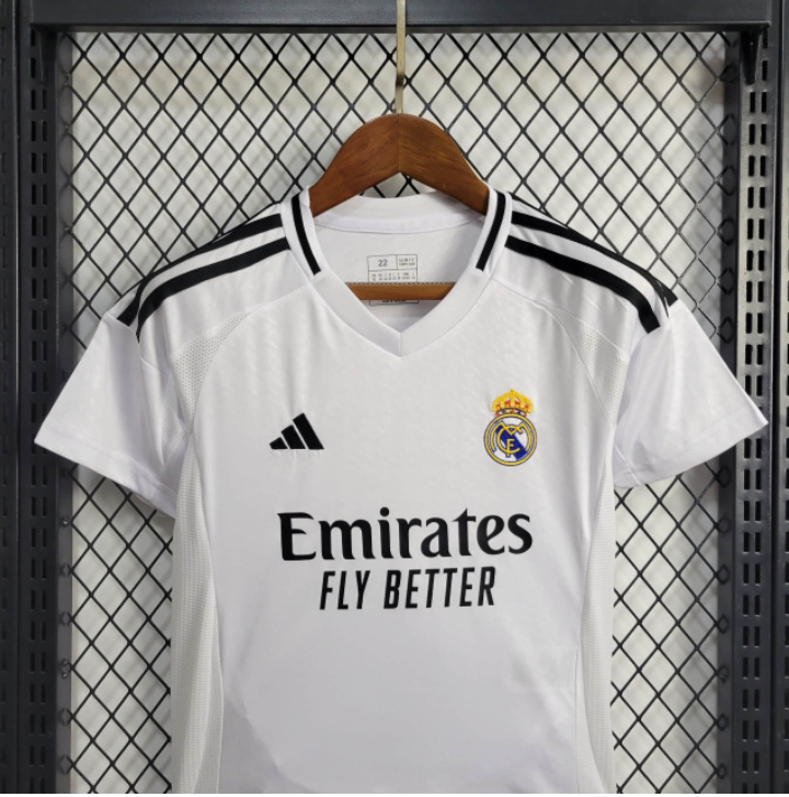 Kit Infantil Real Madrid Titular 24/25