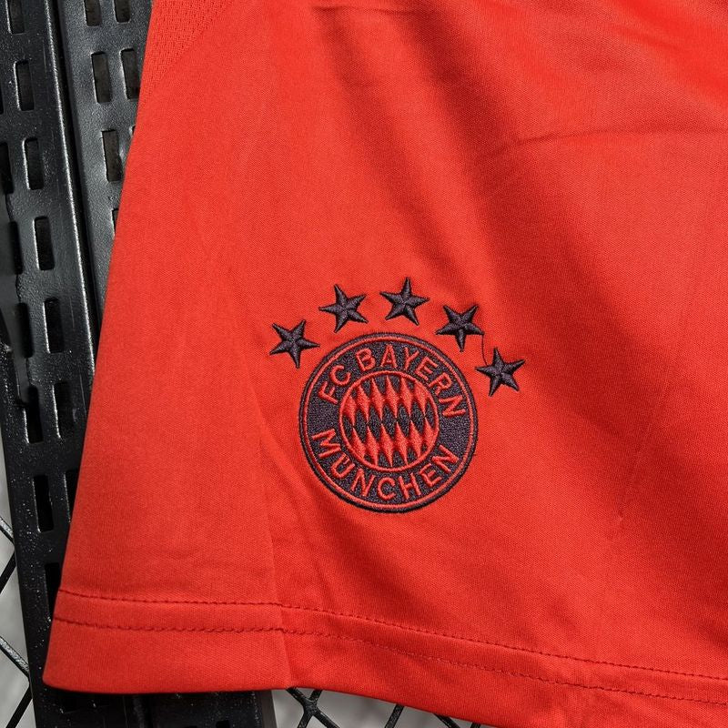 Calção Bayern de Munich Titular 24/25 Adidas - Lançamento