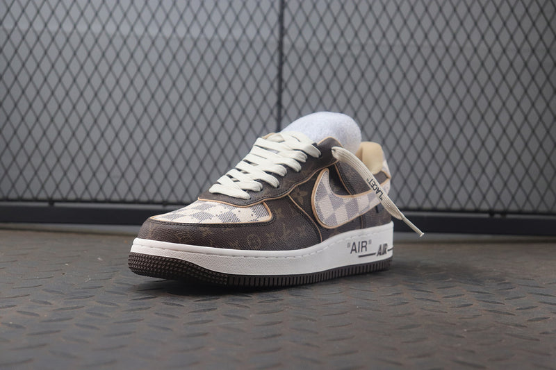 Tênis Nike Air Force 1 X LOUIS VUITTON