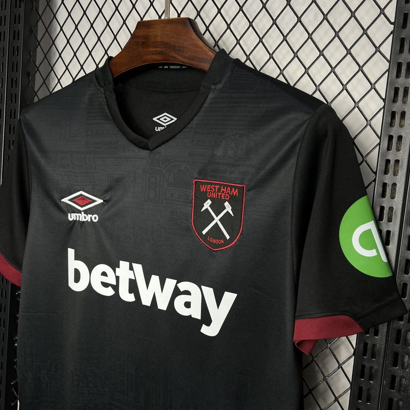 Camisa West Ham Titular 24/25 - Umbro Torcedor Masculino