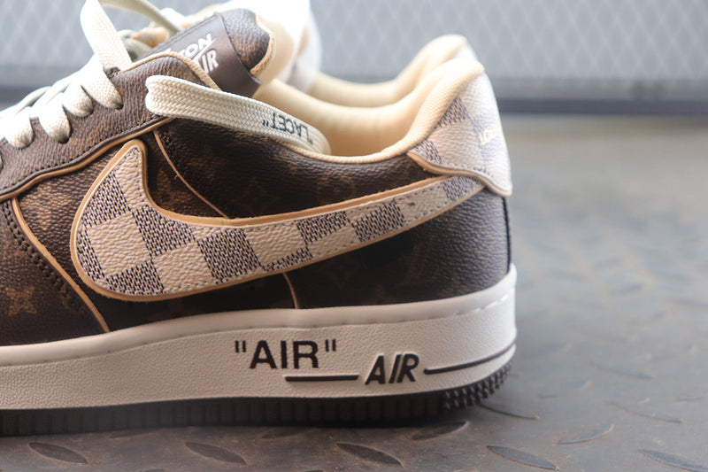 Tênis Nike Air Force 1 X LOUIS VUITTON