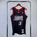 Camisa NBA Philadelphia 76ers #3  IVERSON retro Mitchell & Ness bordada 97/98 - Preto/Branco