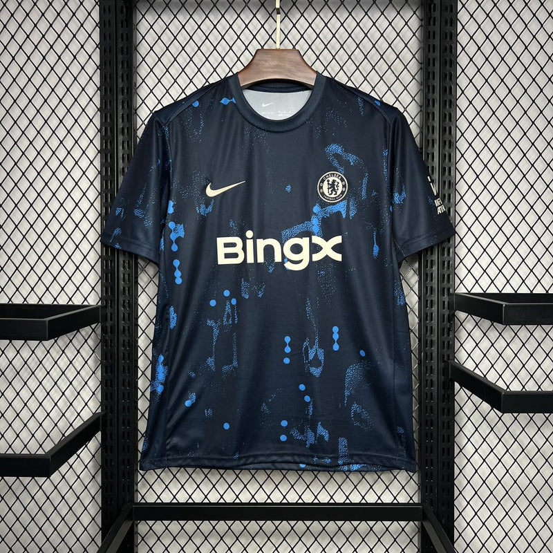 Camisa Chelsea Pré Jogo 24/25 - Versão Torcedor - Azul